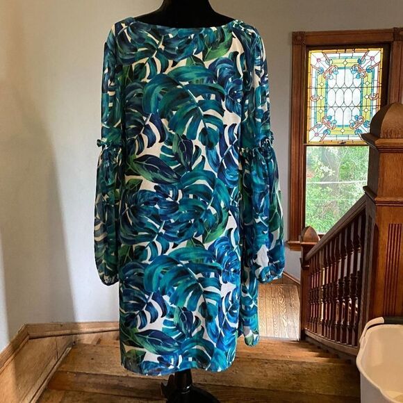 Chloe Oliver Anthropologie -- Size Large - Picture 9 of 9